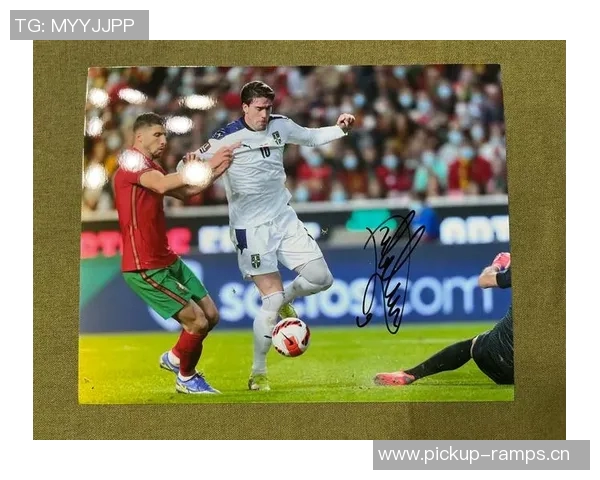 维埃里：图多尔应始终信任弗拉霍维奇作为首发前锋