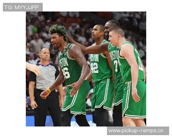 斯玛特调侃热火替补席遭裁判技术犯规引发热议