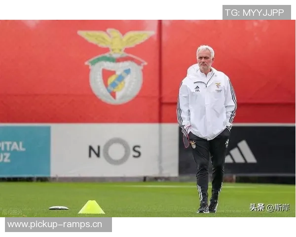 穆里尼奥回忆往绩期待本菲卡明天战胜阿贾克斯全力争胜